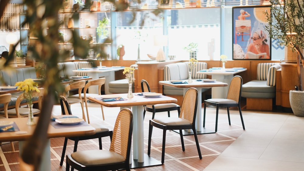 Restaurant booth seating and banquette furniture